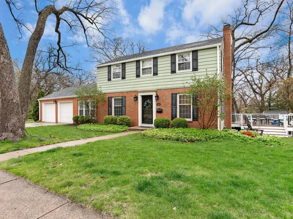 811 Hiawatha Dr, Madison, WI 53711