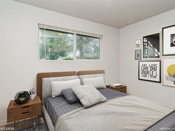 4th image of 7704 Cirque Dr W #1B-1Ba-22Sqft