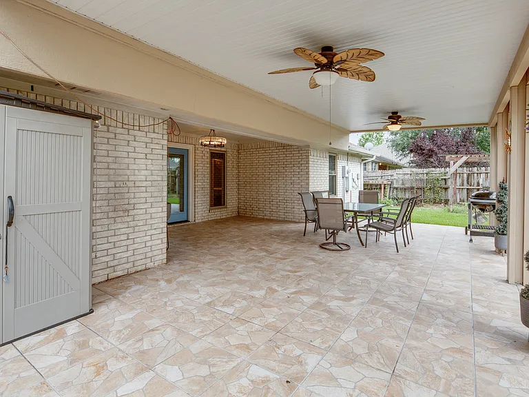 1209 Portsmouth Ct — Photo 25