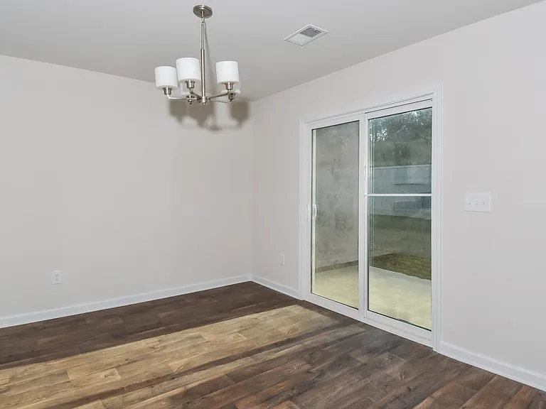 170 Beckett Ln — Photo 3