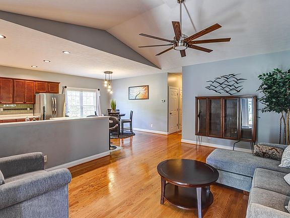 5th image of 206 Bella Ct