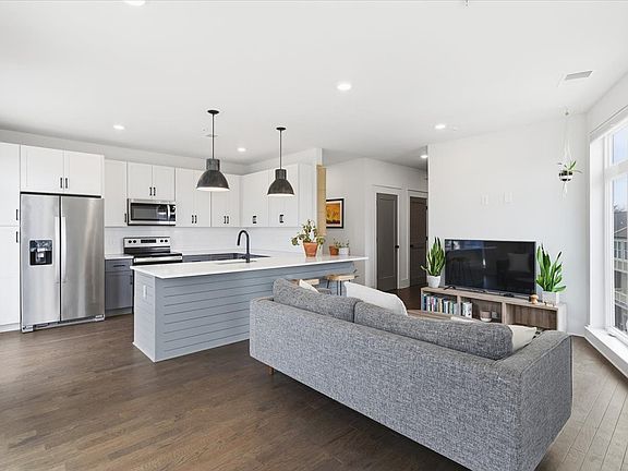 4th image of 1509 Porter Rd #301