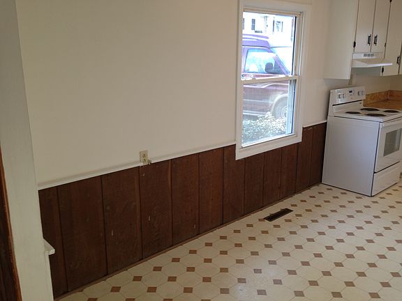 5th image of 265 N Patterson St
