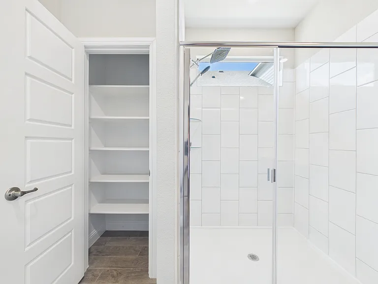 2304 Blackcap St — Photo 27