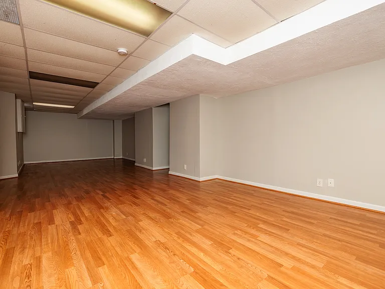 3411 Sample Way — Photo 24