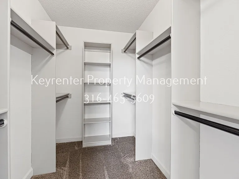 517 E Minneha Ave — Photo 19