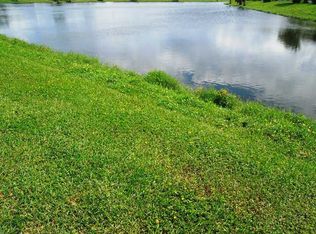 133 Chatham E #133-F, West Palm Beach, FL 33417