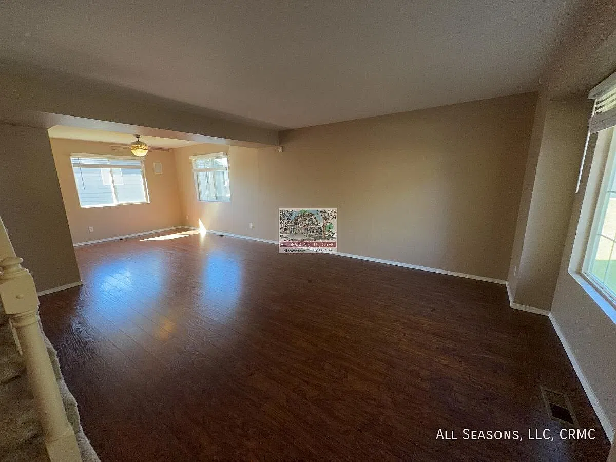 3330 Flying Horse Road — Photo 2
