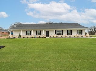 113 Aslan Rd, Poolville, TX 76487