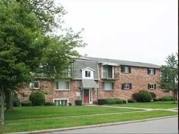 1 Harvey Dr APT 3, Lancaster, NY 14086