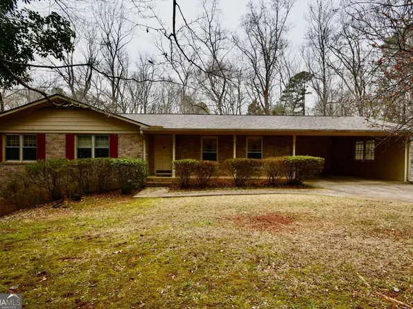 375 Segrest Cir, Athens, GA 30605