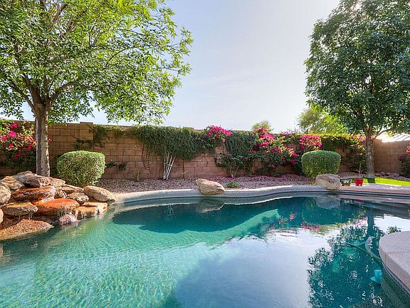 4th image of 43957 W Adobe Cir