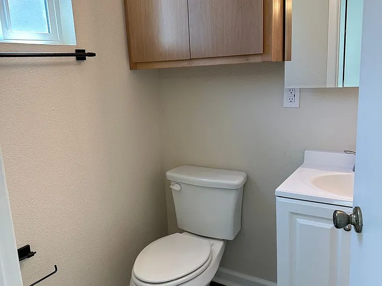 Ivy Common Apartments — Photo 15