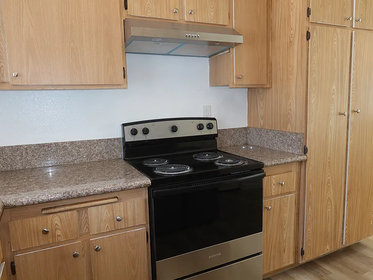 14151 Flower St — Photo 10