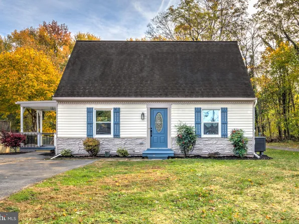 109 S Clay St, Marietta, PA 17547