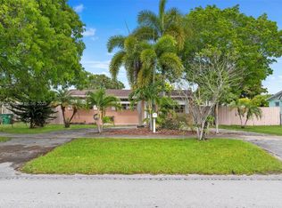 28530 SW 147th Ave, Homestead, FL 33033