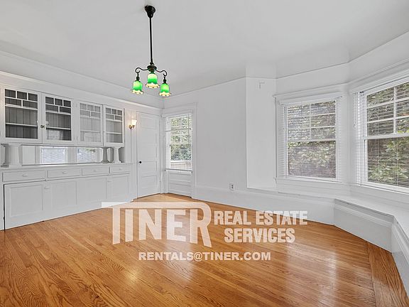 4th image of 1320 18th St APT 3