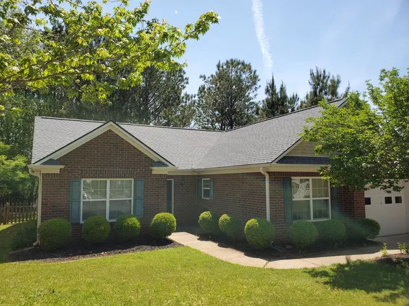 335 Tall Pine Ln, Athens, GA 30605