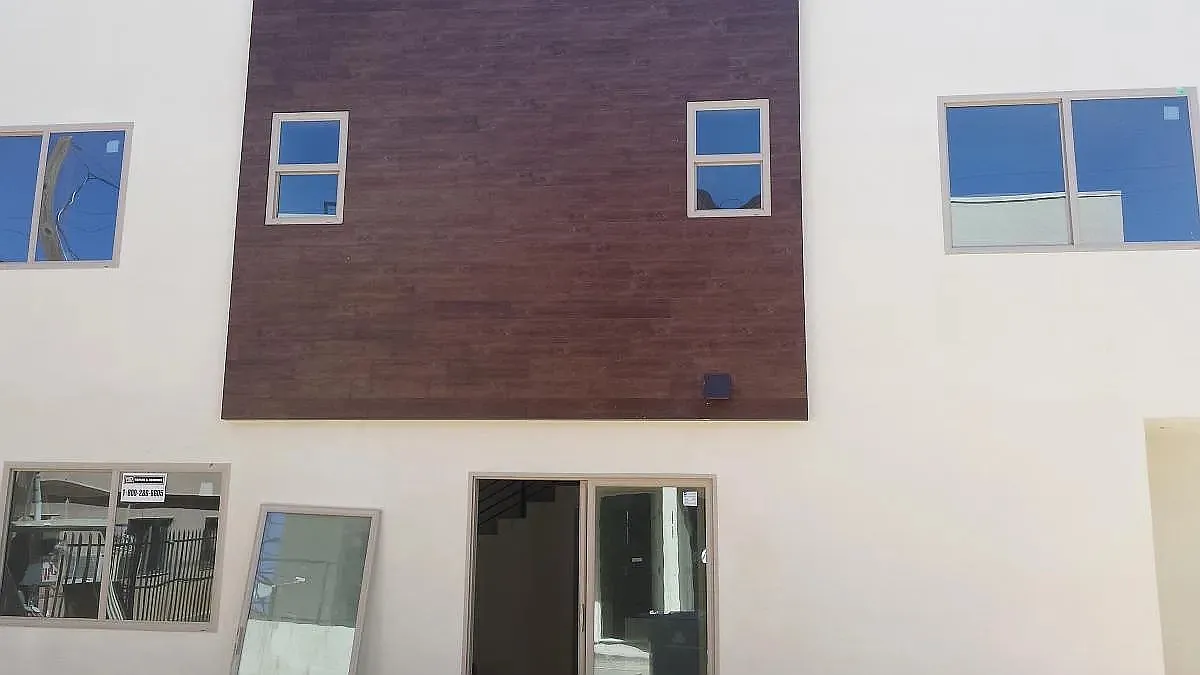 3 bed, 2.5 bath, 1100 sqft, $2,950 — Photo 2