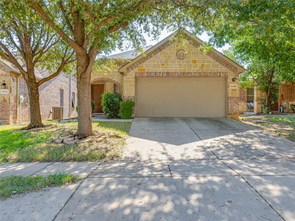 12240 Walden Wood Dr, Fort Worth, TX 76244