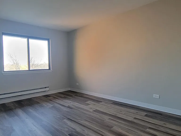29W531 Country Ridge Dr #E — Photo 6