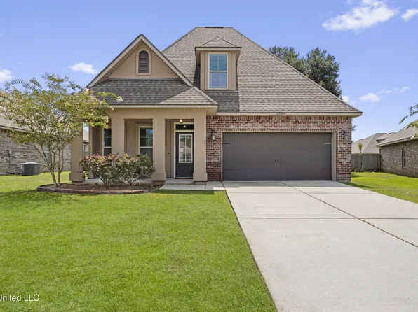 13284 Hilliard St, Diberville, MS 39540