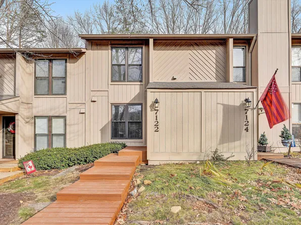 7122 Woods Crossing Dr, Roanoke, VA 24018