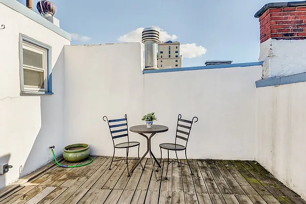 Sold by Compass | media 12