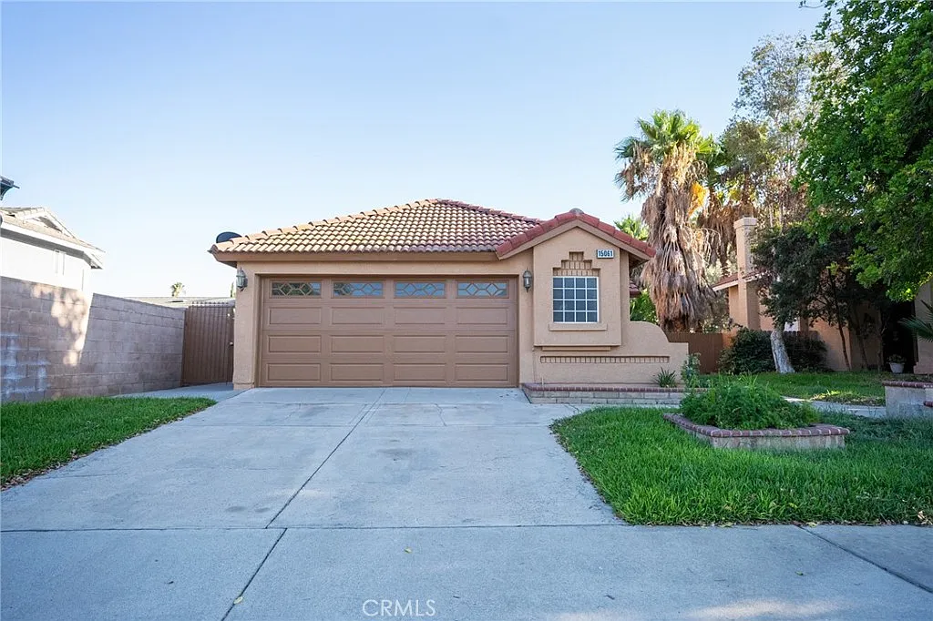 3 bed, 1210 sqft, $3,500 — Photo 4