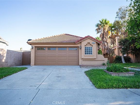4th image of 15061 Fuchsia Ct