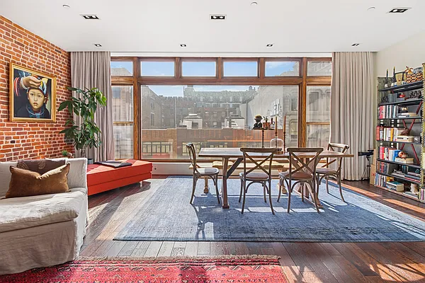 Rented by Compass | media 18