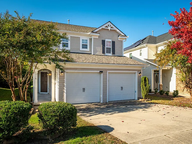 718 Delta Downs Dr — Photo 4