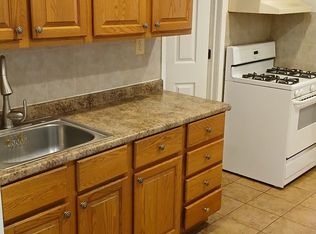 3152 S May St #1F, Chicago, IL 60608