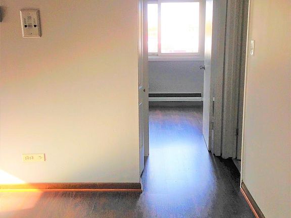 4th image of 727 S Maple Ave APT 305