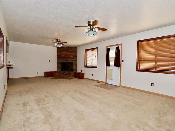 5th image of 210 Westland Park Dr