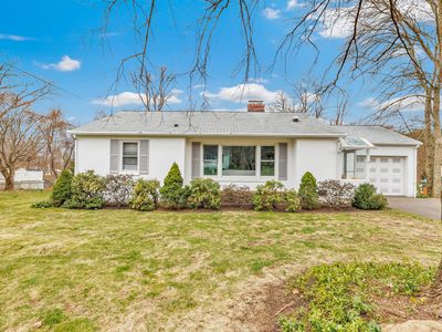 24 Poplar St, Trumbull, CT, 06611