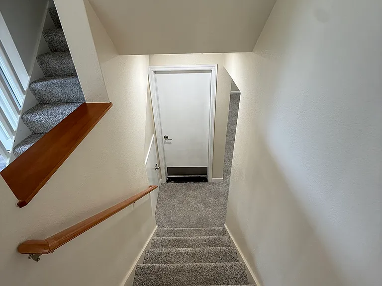 210 E Spruce Ave #B — Photo 14