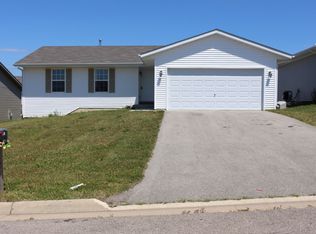 3060 Merseyshire Ln, Roscoe, IL 61115