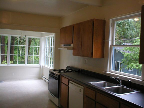 4th image of 9838 American Ave SW APT 8