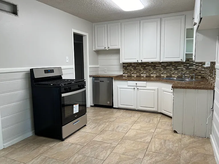 213 Wanda Way #1 — Photo 10