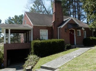159 N Anderson St, Pennington Gap, VA 24277