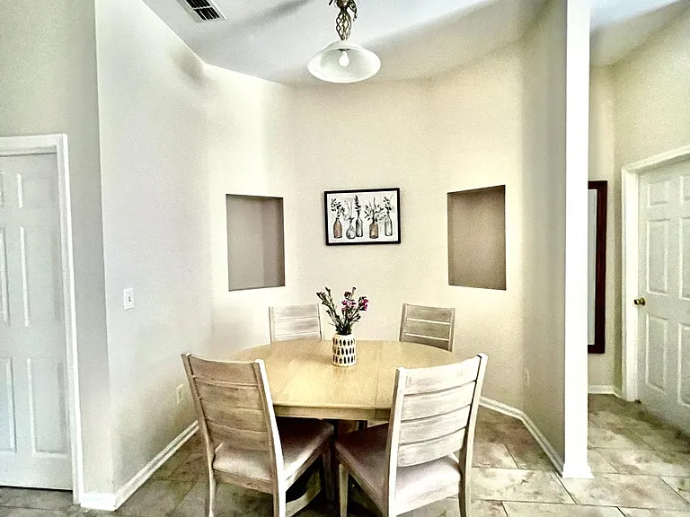 3258 Woodglen Dr — Photo 14