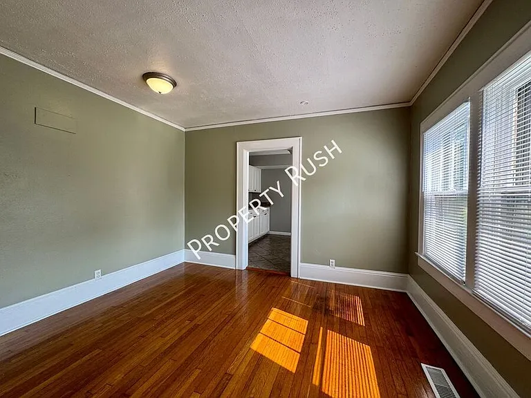 4502 S Choctaw Dr — Photo 9