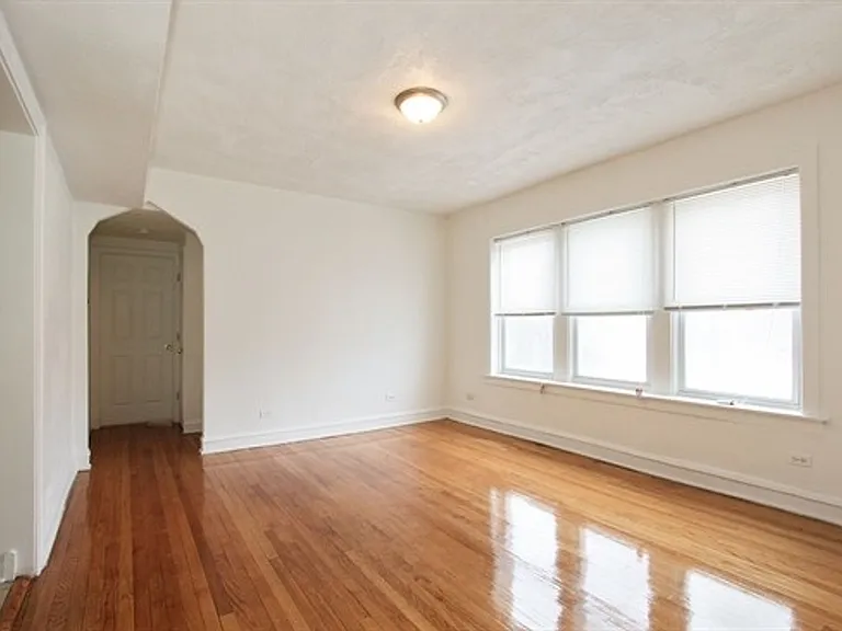 7601 S Coles Ave — Photo 8