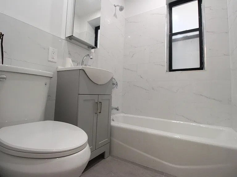 192 Claremont Ave #1D — Photo 13