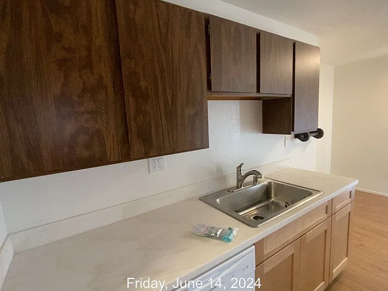 371 Enterprise Dr — Photo 8