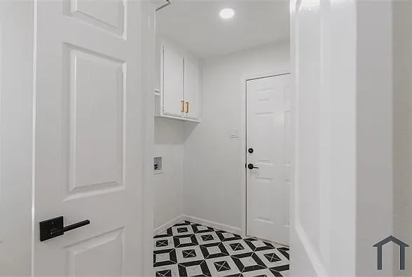 8805 Barton Creek Dr — Photo 10