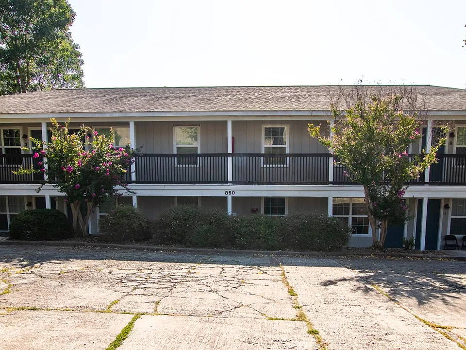 850 N Oakland Ave #5