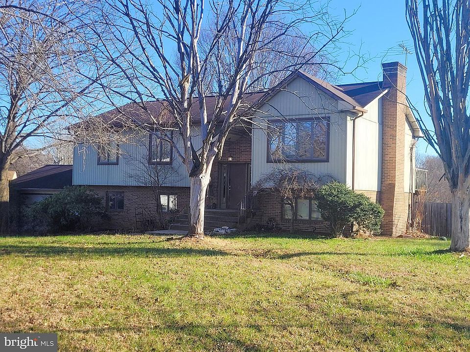1st image of 10201 Pine Meadows Ln