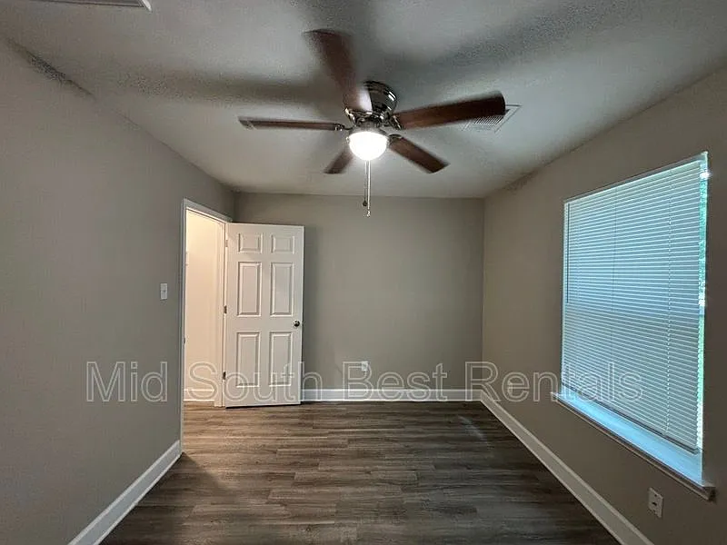 610 Gordon St A — Photo 4